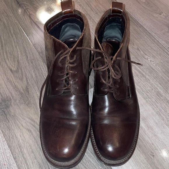 Hugo Boss boots - Picture 1 of 6